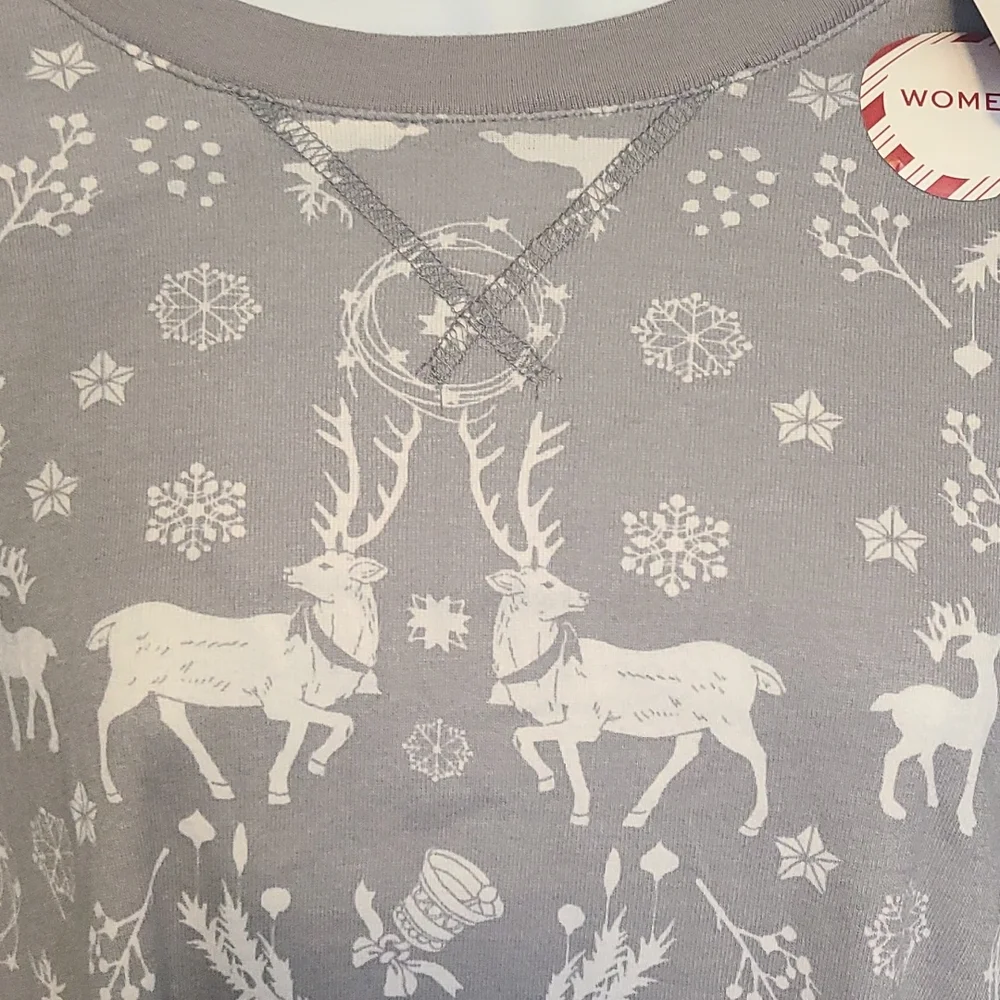 BRAND NEW! 2 Piece Pajama Set. - Picture 12 of 13